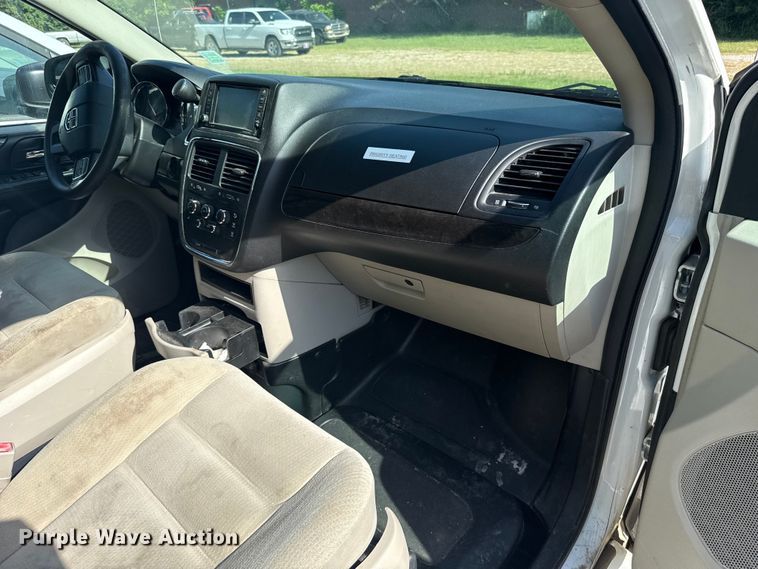 image for item FC4026 2019 Dodge Grand Caravan handicap accessible van