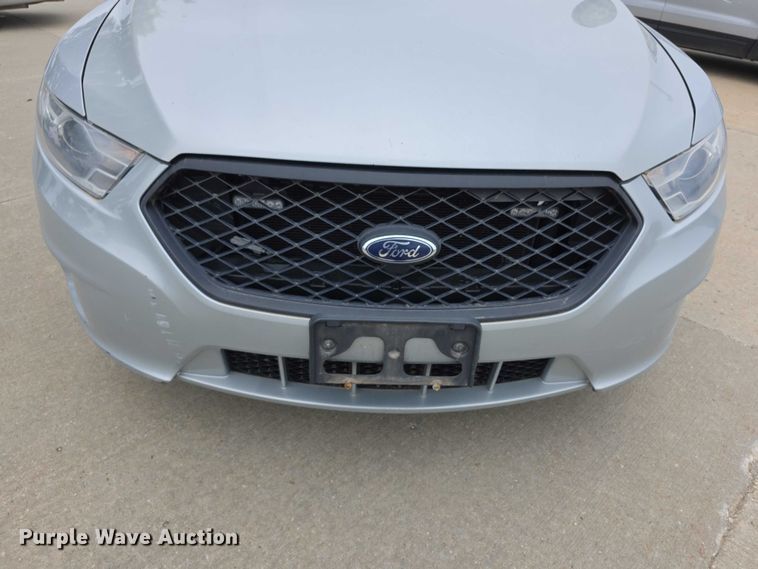 image for item FH6109 2018 Ford Taurus Police Interceptor 