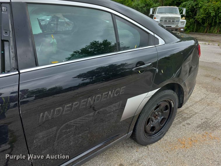 image for item FH6115 2019 Ford Taurus Police Interceptor 
