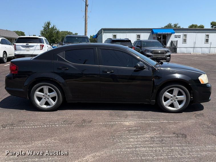 image for item FH6175 2011 Dodge Avenger 