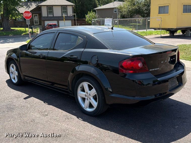 image for item FH6175 2011 Dodge Avenger 