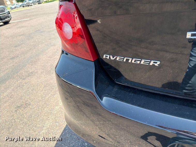 image for item FH6175 2011 Dodge Avenger 