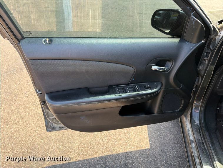 image for item FH6175 2011 Dodge Avenger 
