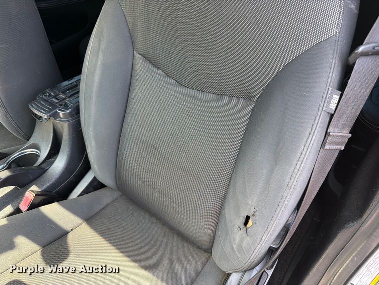 image for item FH6175 2011 Dodge Avenger 