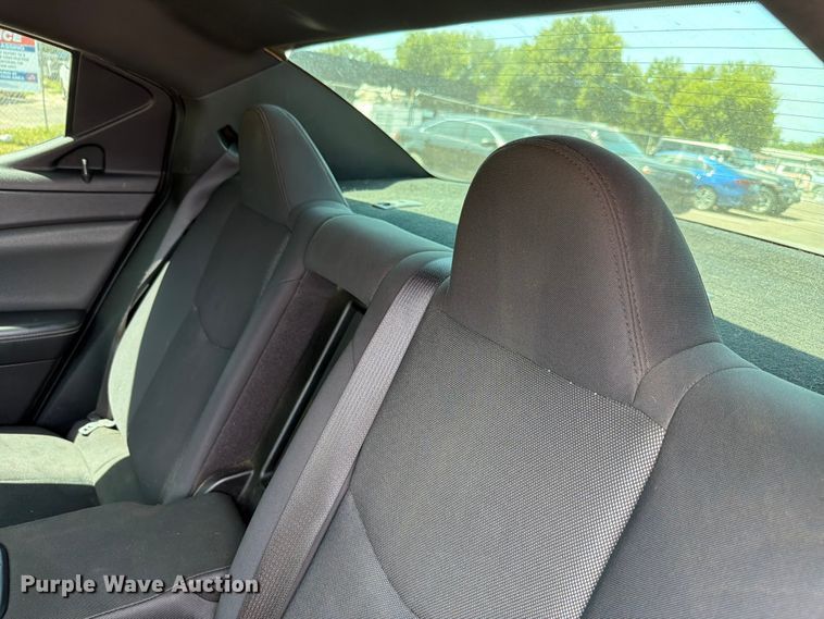 image for item FH6175 2011 Dodge Avenger 