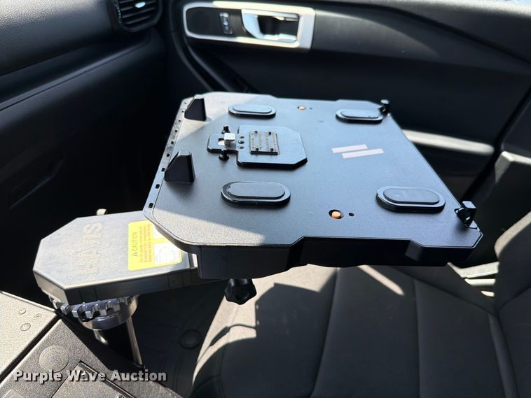 image for item FH6177 2020 Ford Explorer Police SUV