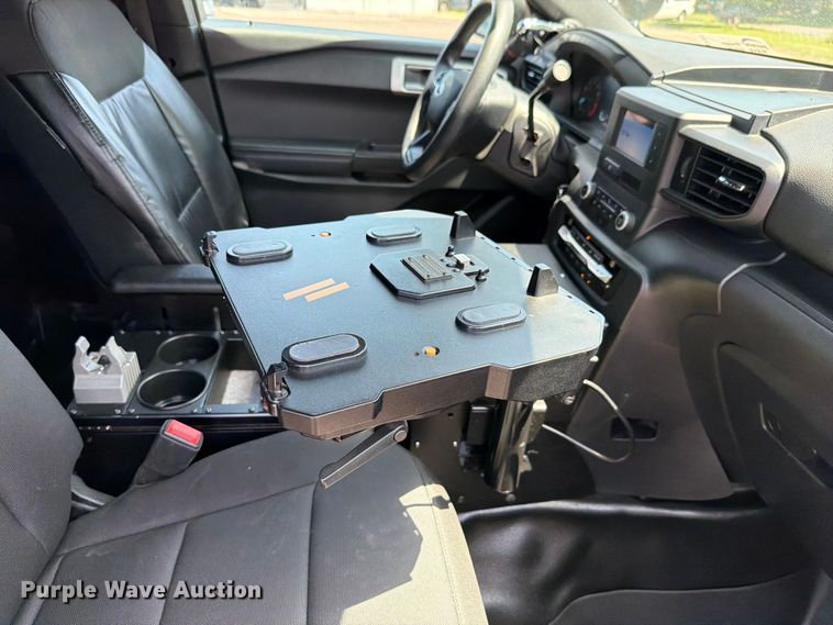 image for item FH6177 2020 Ford Explorer Police SUV