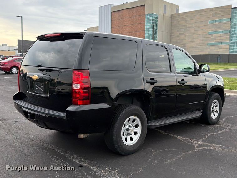 image for item FH6248 2013 Chevrolet Tahoe Police SUV
