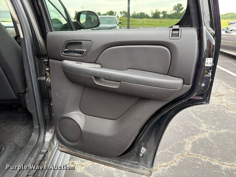 image for item FH6248 2013 Chevrolet Tahoe Police SUV