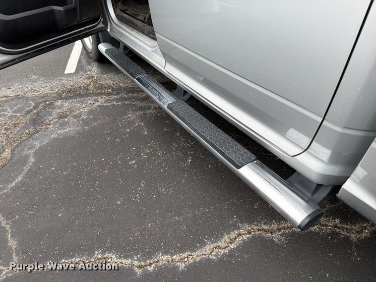 image for item FH6249 2016 RAM 1500 Big Horn Crew Cab pickup truck