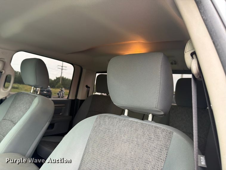 image for item FH6249 2016 RAM 1500 Big Horn Crew Cab pickup truck