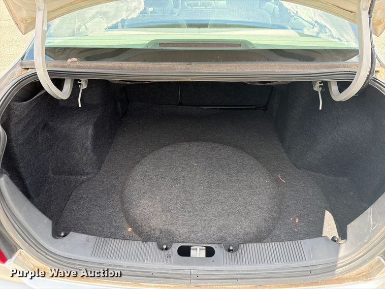 image for item FH6265 2005 Ford Taurus SE 