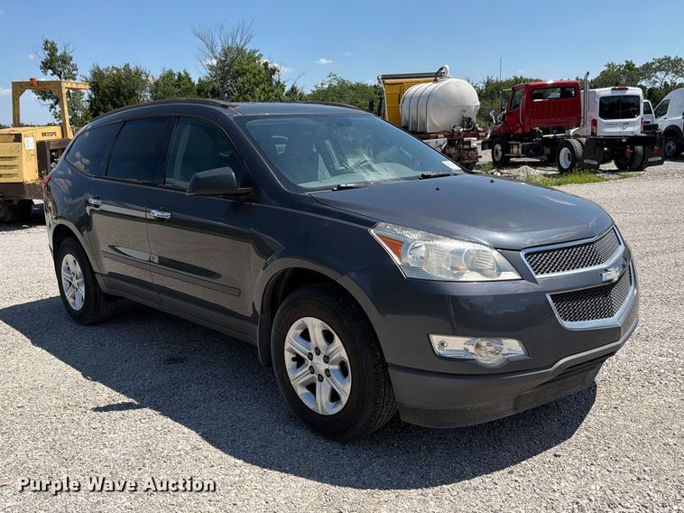 image for item FH6273 2011 Chevrolet Traverse LS SUV