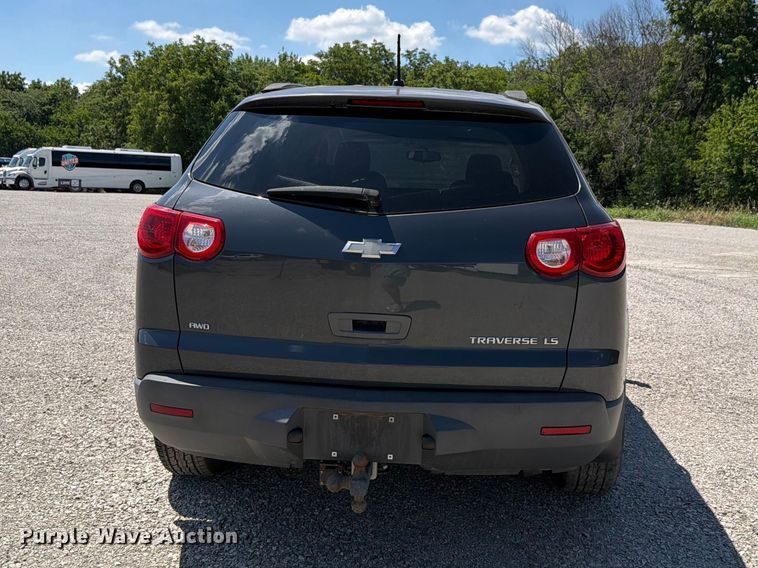 image for item FH6273 2011 Chevrolet Traverse LS SUV