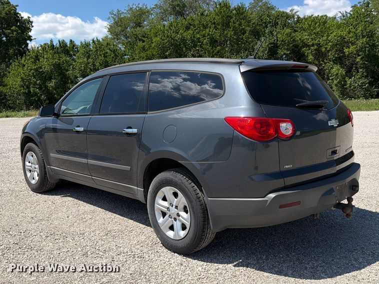 image for item FH6273 2011 Chevrolet Traverse LS SUV