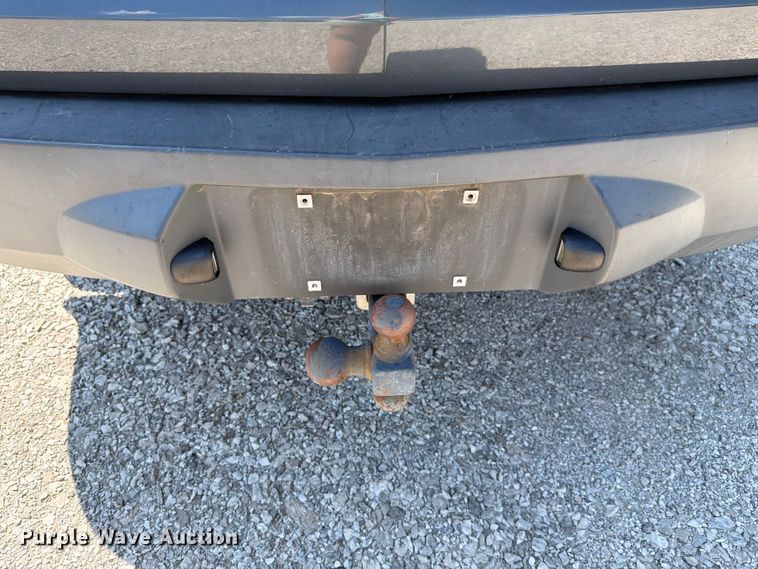 image for item FH6273 2011 Chevrolet Traverse LS SUV