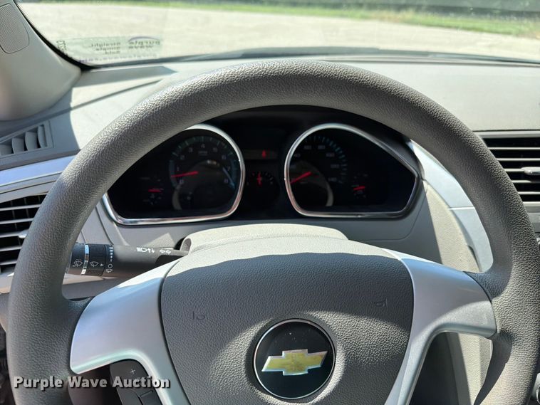 image for item FH6273 2011 Chevrolet Traverse LS SUV