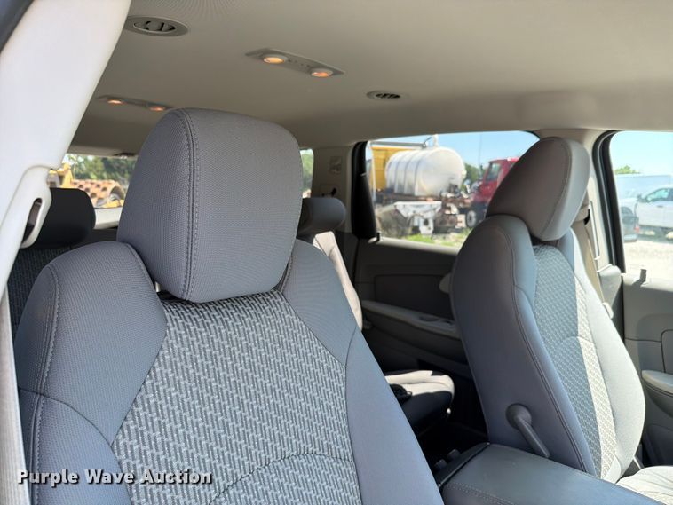 image for item FH6273 2011 Chevrolet Traverse LS SUV