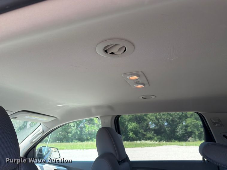 image for item FH6273 2011 Chevrolet Traverse LS SUV
