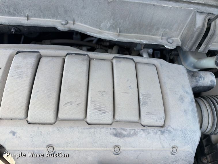 image for item FH6273 2011 Chevrolet Traverse LS SUV