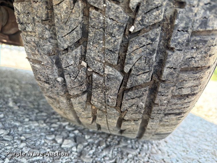 image for item FH6273 2011 Chevrolet Traverse LS SUV