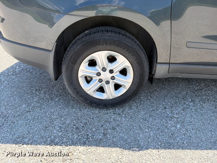 image for item FH6273 2011 Chevrolet Traverse LS SUV
