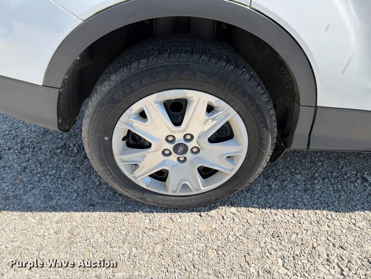 image for item FH6274 2014 Ford Escape SUV