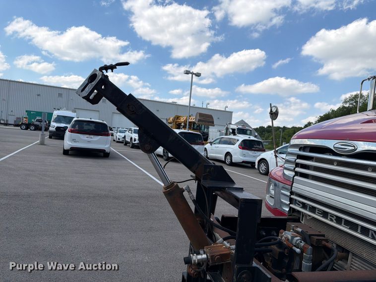 image for item FH6279 2004 Sterling Acterra hook lift truck