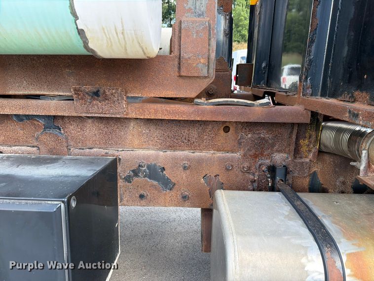 image for item FH6279 2004 Sterling Acterra hook lift truck
