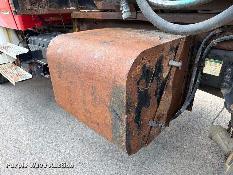 image for item FH6279 2004 Sterling Acterra hook lift truck