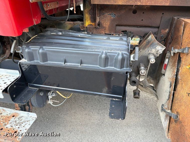 image for item FH6279 2004 Sterling Acterra hook lift truck