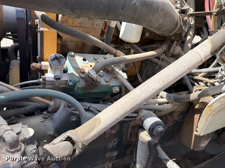 image for item FH6279 2004 Sterling Acterra hook lift truck