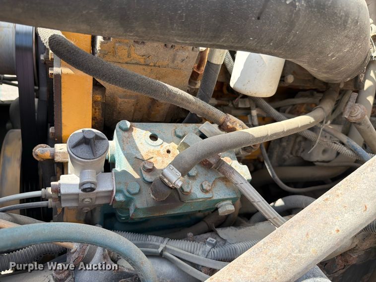 image for item FH6279 2004 Sterling Acterra hook lift truck