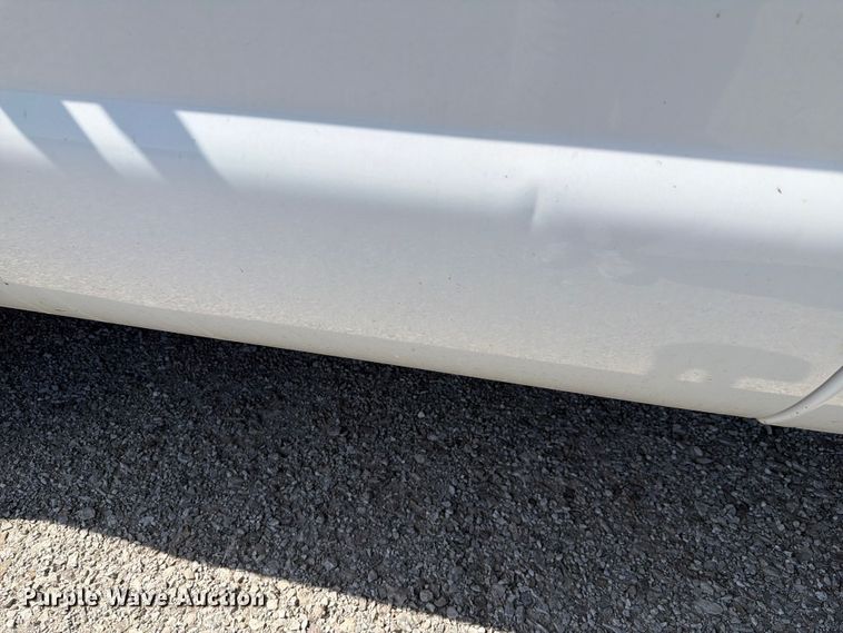 image for item FH6283 2000 Ford F450 Super Duty XL box truck
