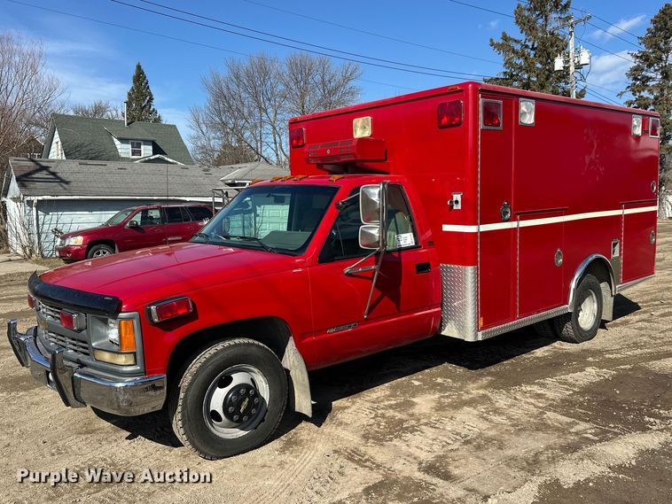 1994 Chevrolet Cheyenne 3500 ambulance