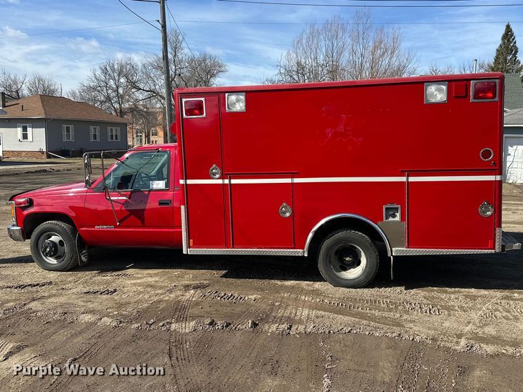 image for item FK1859 1994 Chevrolet Cheyenne 3500 ambulance