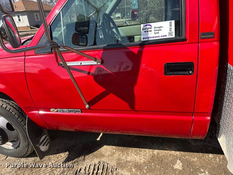image for item FK1859 1994 Chevrolet Cheyenne 3500 ambulance