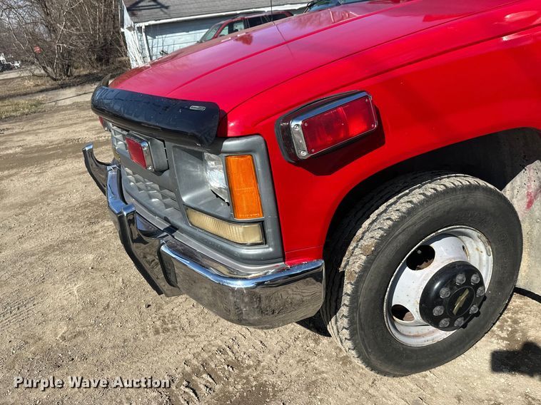 image for item FK1859 1994 Chevrolet Cheyenne 3500 ambulance