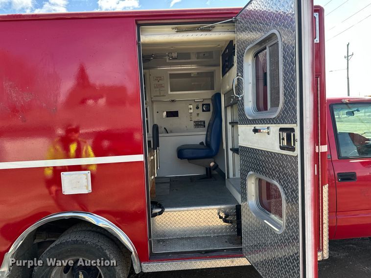 image for item FK1859 1994 Chevrolet Cheyenne 3500 ambulance