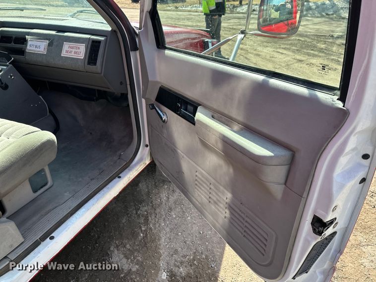 image for item FK1859 1994 Chevrolet Cheyenne 3500 ambulance