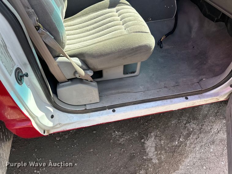 image for item FK1859 1994 Chevrolet Cheyenne 3500 ambulance