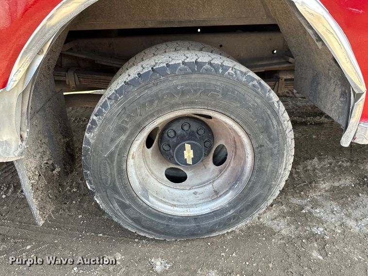 image for item FK1859 1994 Chevrolet Cheyenne 3500 ambulance