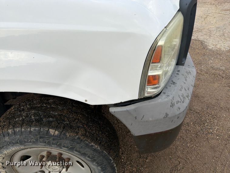 image for item FK3018 2007 Ford F250 Super Duty XL pickup truck cab and chassis