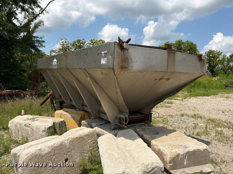 image for item FK3510 Henderson WSH spreader