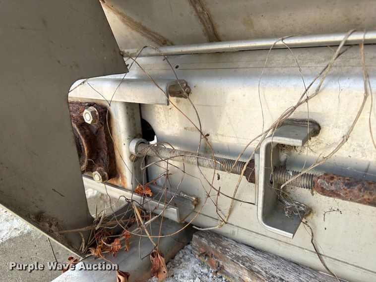 image for item FK3510 Henderson WSH spreader