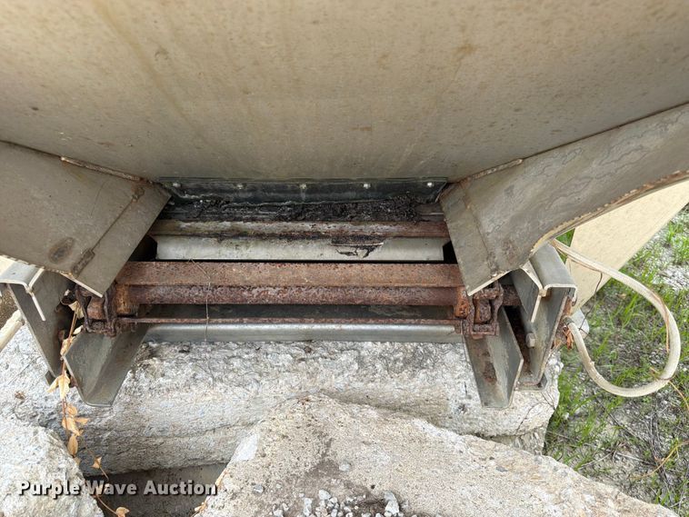 image for item FK3510 Henderson WSH spreader