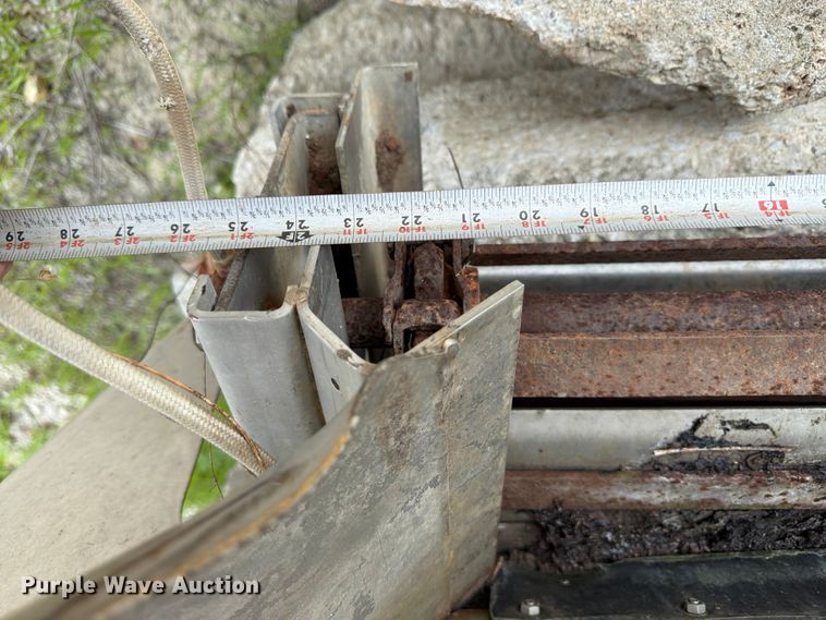image for item FK3510 Henderson WSH spreader