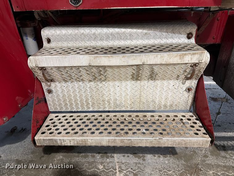 image for item FK3527 1995 Kenworth W900 semi truck