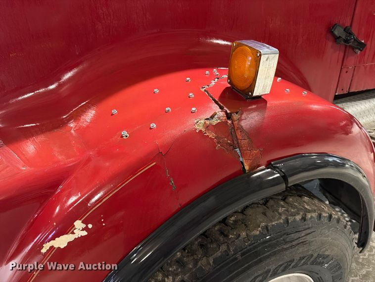 image for item FK3527 1995 Kenworth W900 semi truck