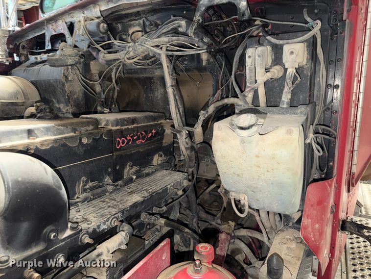 image for item FK3527 1995 Kenworth W900 semi truck